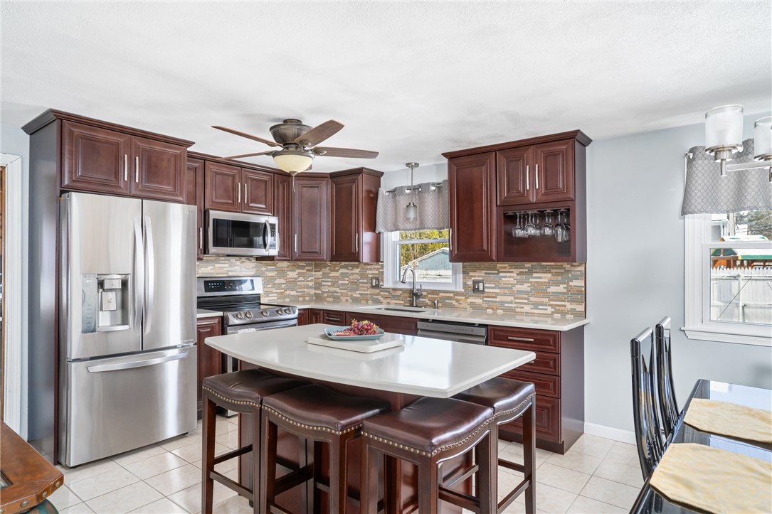 7 Star Avenue Woonsocket, RI 02895 - Photo 4 of 20