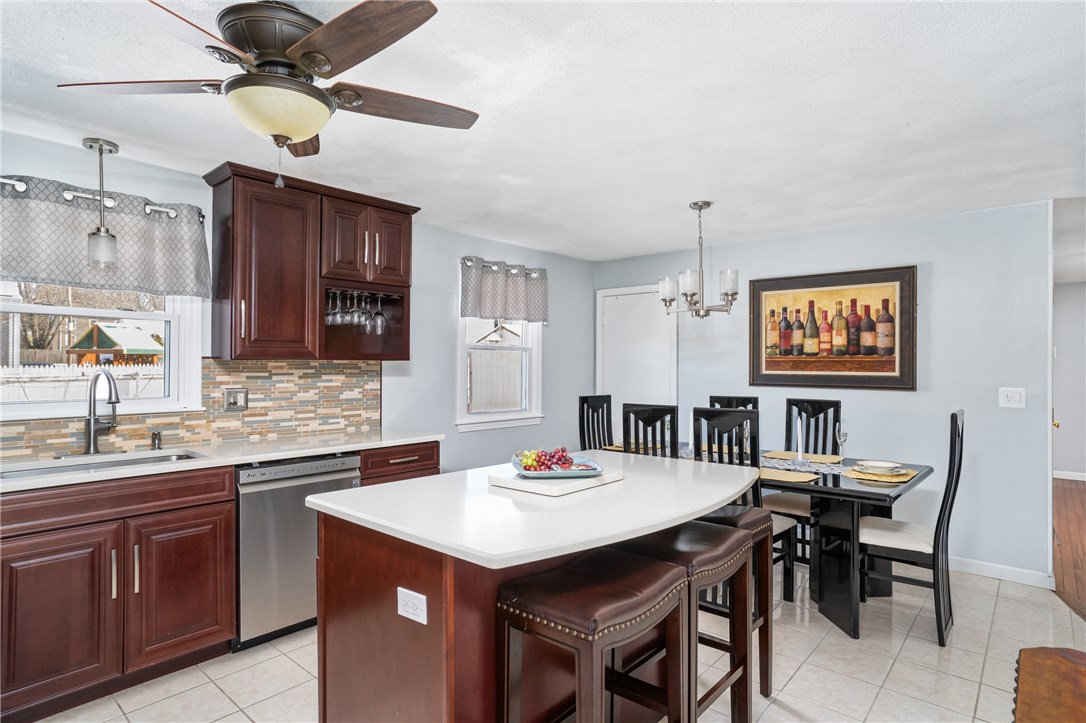 7 Star Avenue Woonsocket, RI 02895 - Photo 5 of 20
