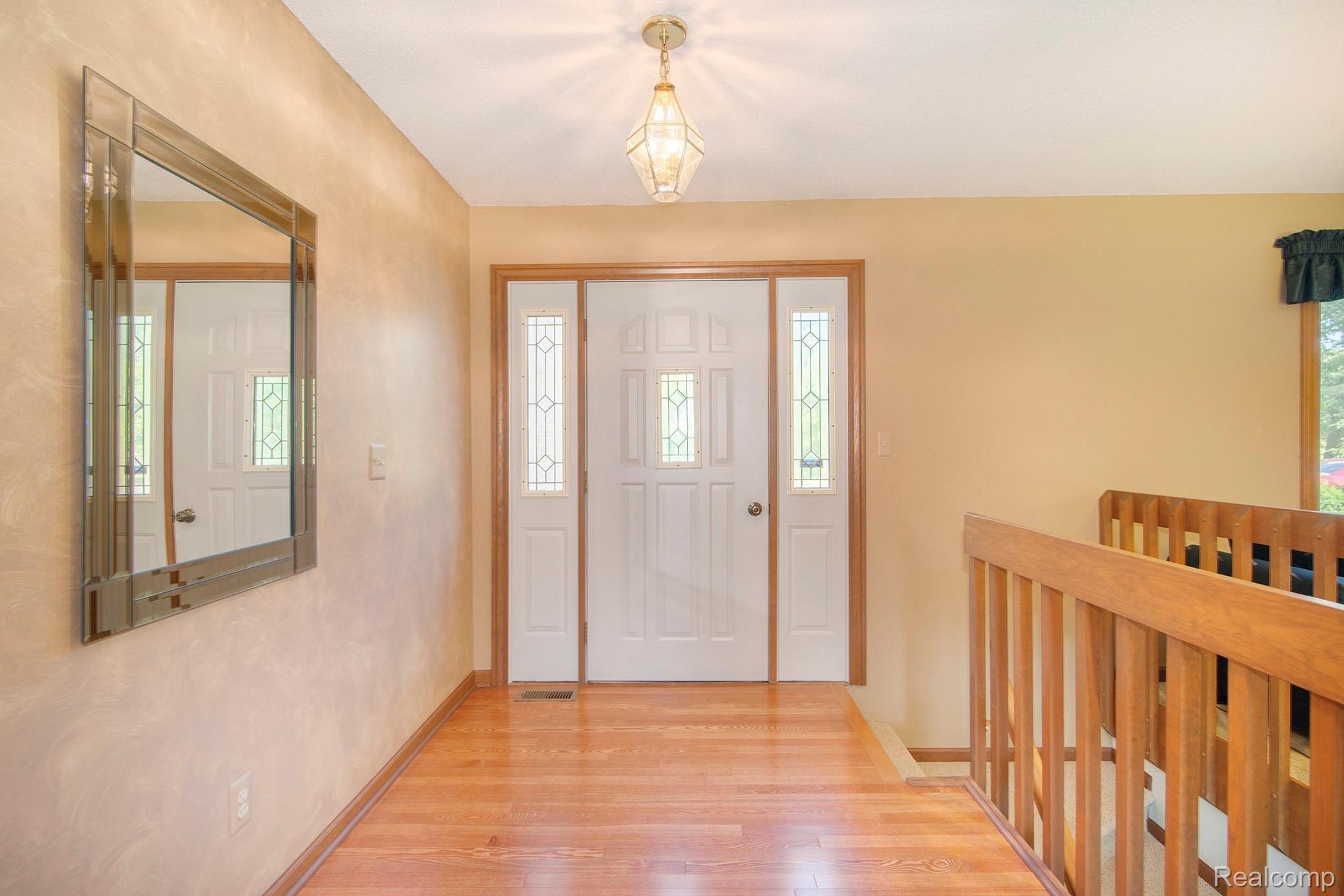 411 North Eager Road Howell, MI 48843 - Photo 9 of 34 411 EAGER PHOTOS.jpg