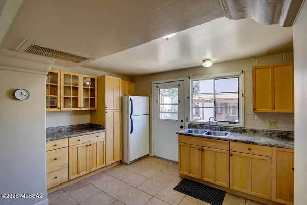 $104,000 | 135 South Paseo Quinta, Unit C, Green Valley, AZ 85614