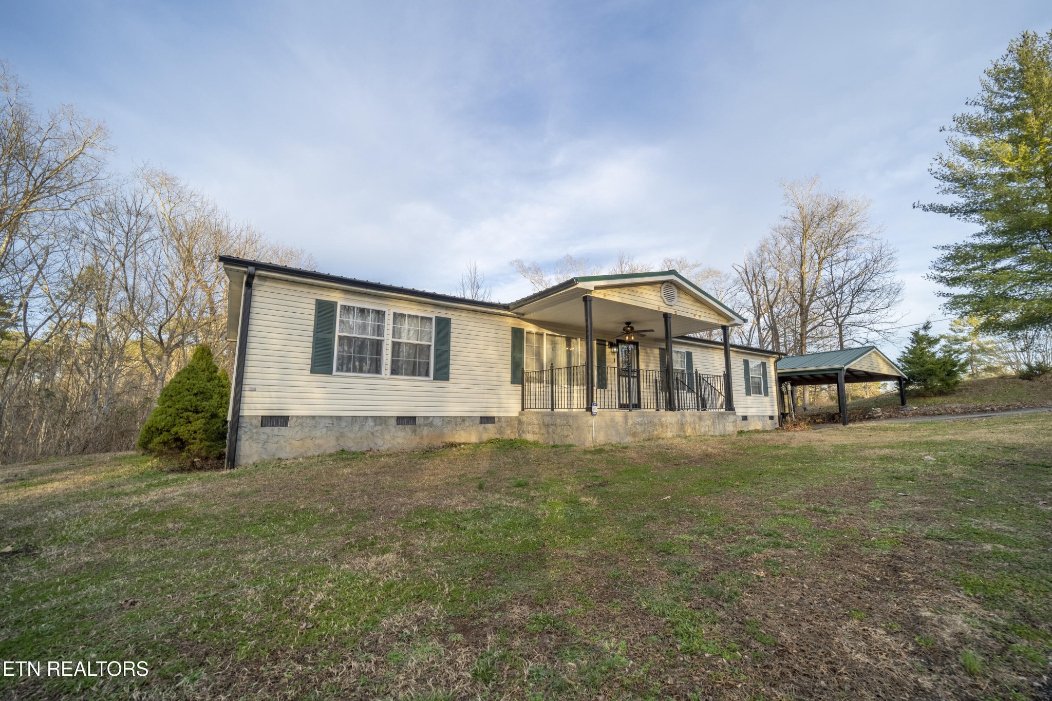 10423 Slemp Road Kodak, TN 37764 - Photo 1 of 28