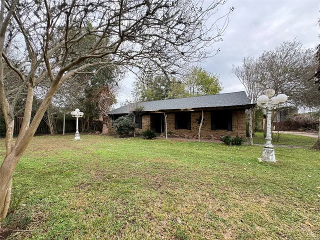 $1,550 | 106 Hillside Drive, Liberty, TX 77575