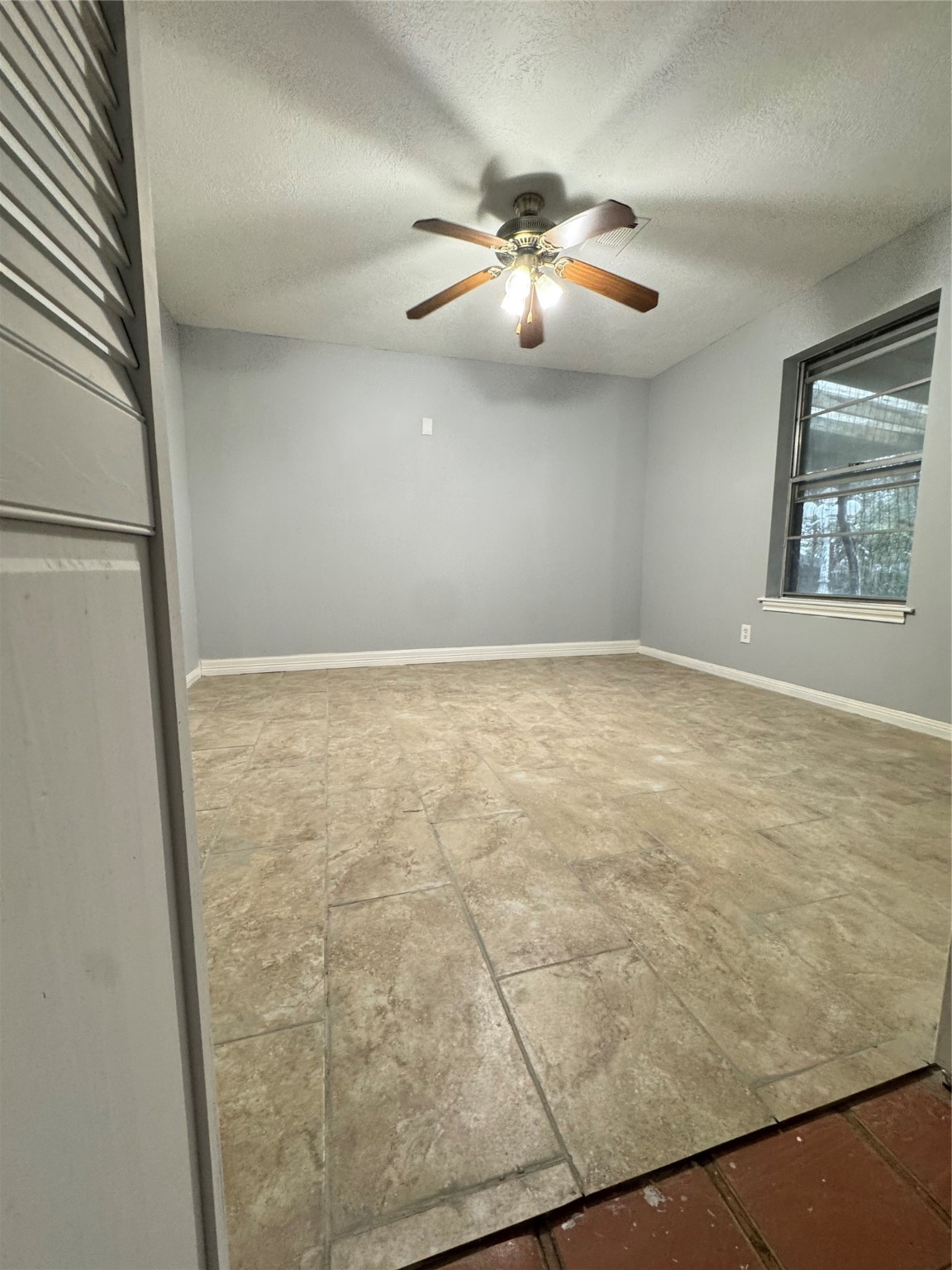 106 Hillside Drive Liberty, TX 77575 - Photo 9 of 13