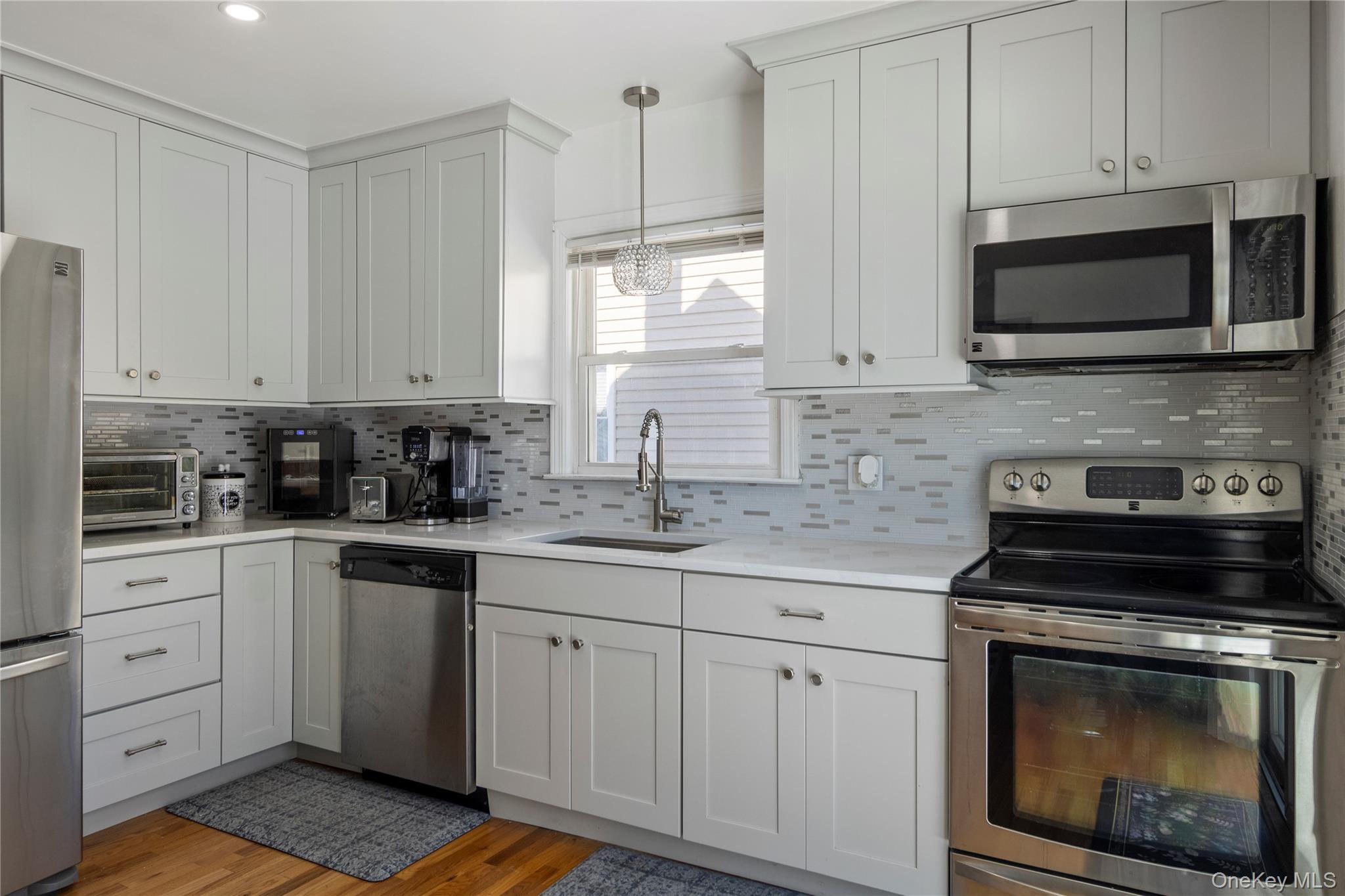 21 Highview Avenue Rye Brook, NY 10573 - Photo 6 of 22