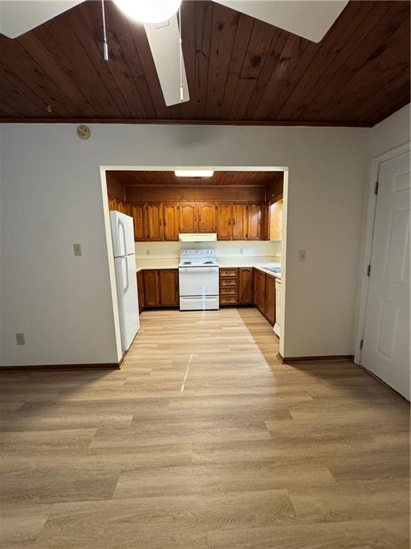 3599 Ridge Road Southeast Smyrna, GA 30080 - Photo 11 of 27 a view of kitchen and utility room
