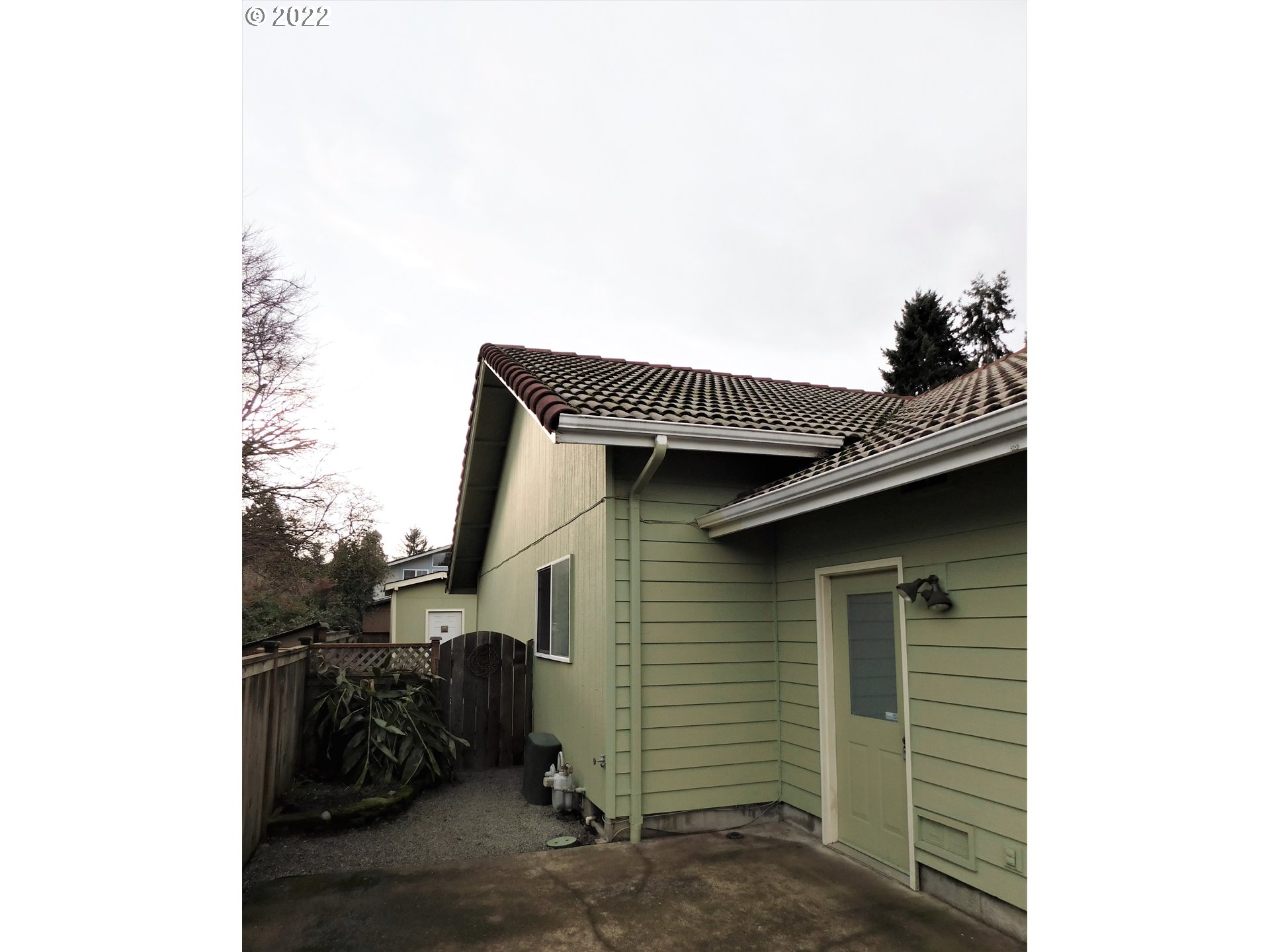 690 Poltava Street Springfield, OR 97477 - Photo 25 of 26 a view of a house with a garage