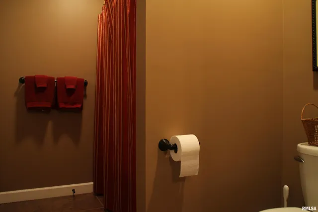 $594,000 | 1914 Ridgefield Drive, Port Byron, IL 61275