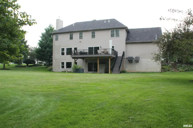 $594,000 | 1914 Ridgefield Drive, Port Byron, IL 61275