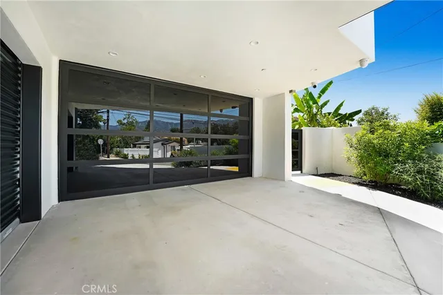 $4,950 | 4036 Rosemont Avenue, Unit 5, Montrose, CA 91020