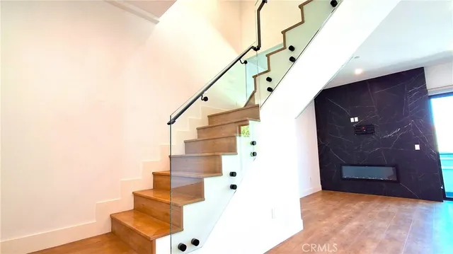 $4,950 | 4036 Rosemont Avenue, Unit 5, Montrose, CA 91020