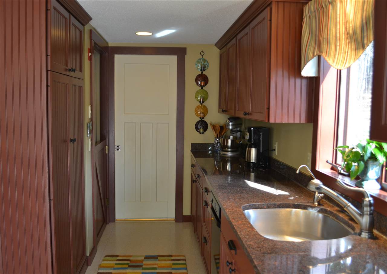 189 Jug City Road Epsom, NH 03234 - Photo 7 of 40 Gallery Image 7