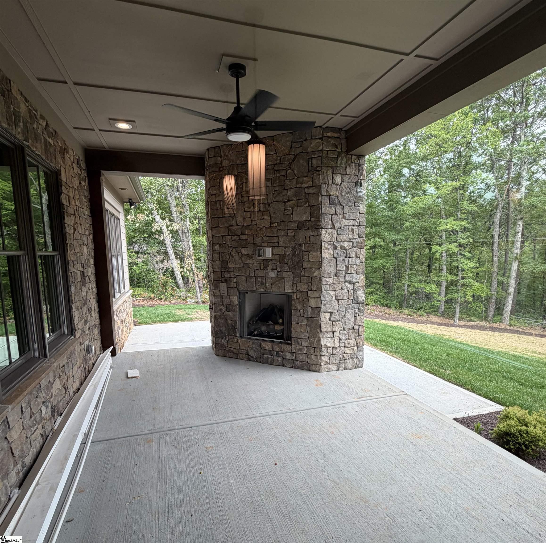 608 Plumley Summit Road Landrum, SC 29356 - Photo 7 of 11