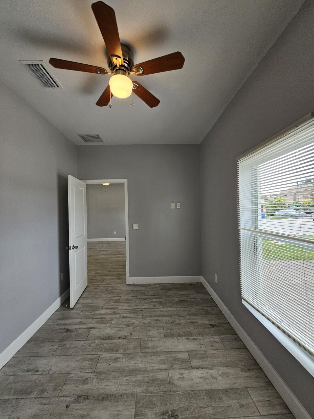 1558 West 26th Court Riviera Beach, FL 33404 - Photo 15 of 34 20250827_111804_copy_1200x1600