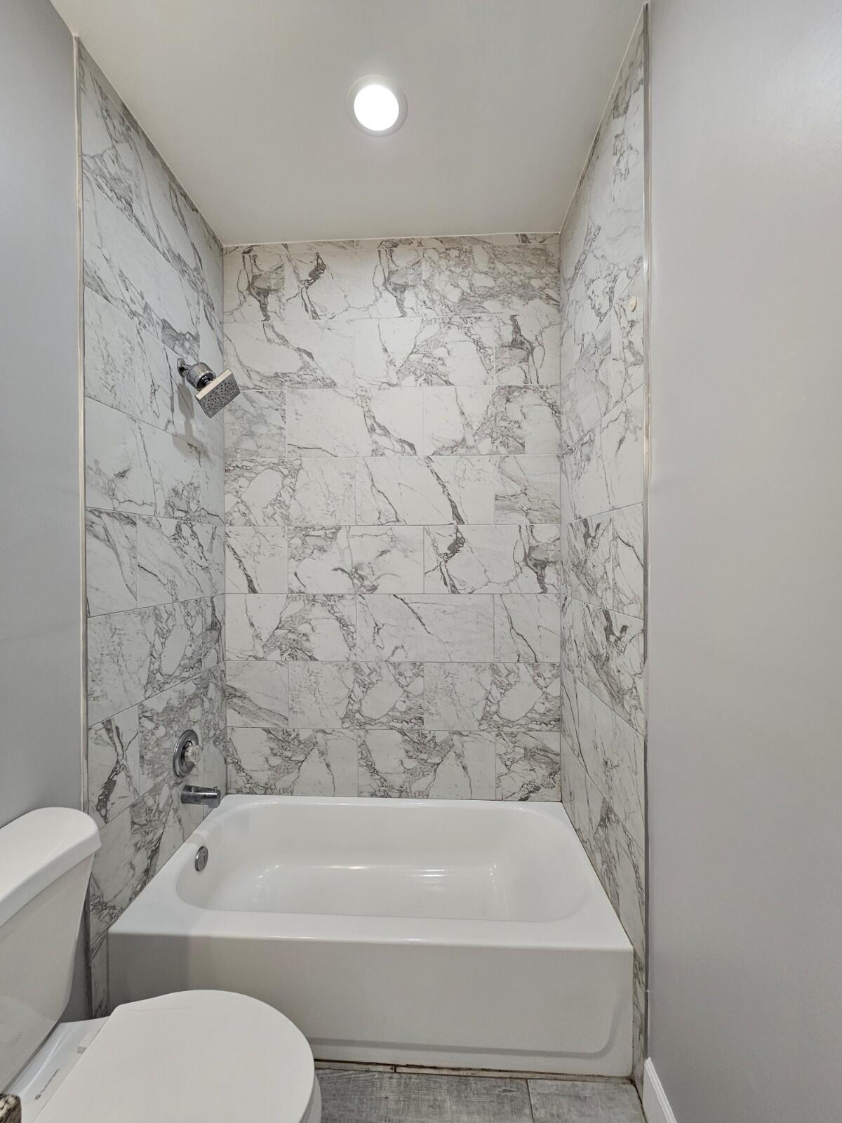 1558 West 26th Court Riviera Beach, FL 33404 - Photo 18 of 34 20250827_111838_copy_1200x1600