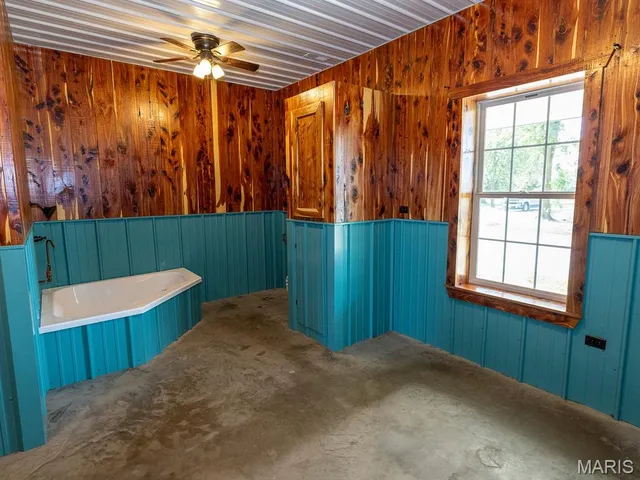 $250,000 | 19496 Pike 308, Bowling Green, MO 63334