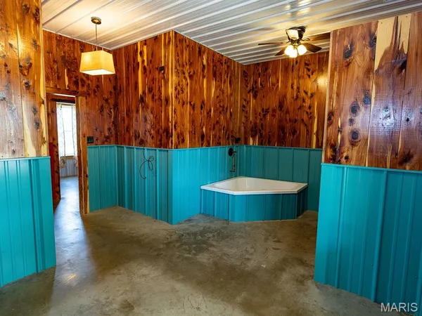 $239,000 | 19496 Pike 308, Bowling Green, MO 63334