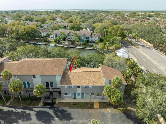 $2,300 | 6301 Newtown Circle, Unit 1A4, Tampa, FL 33615