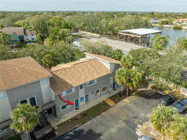 $2,300 | 6301 Newtown Circle, Unit 1A4, Tampa, FL 33615