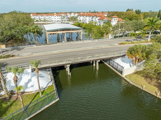 $2,300 | 6301 Newtown Circle, Unit 1A4, Tampa, FL 33615