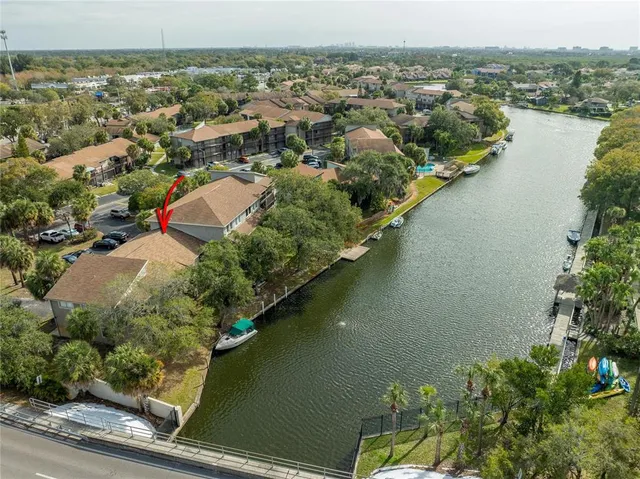 $2,300 | 6301 Newtown Circle, Unit 1A4, Tampa, FL 33615