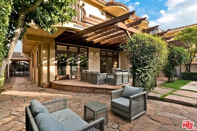 $13,800 | 133 South Swall Drive, Beverly Hills, CA 90211