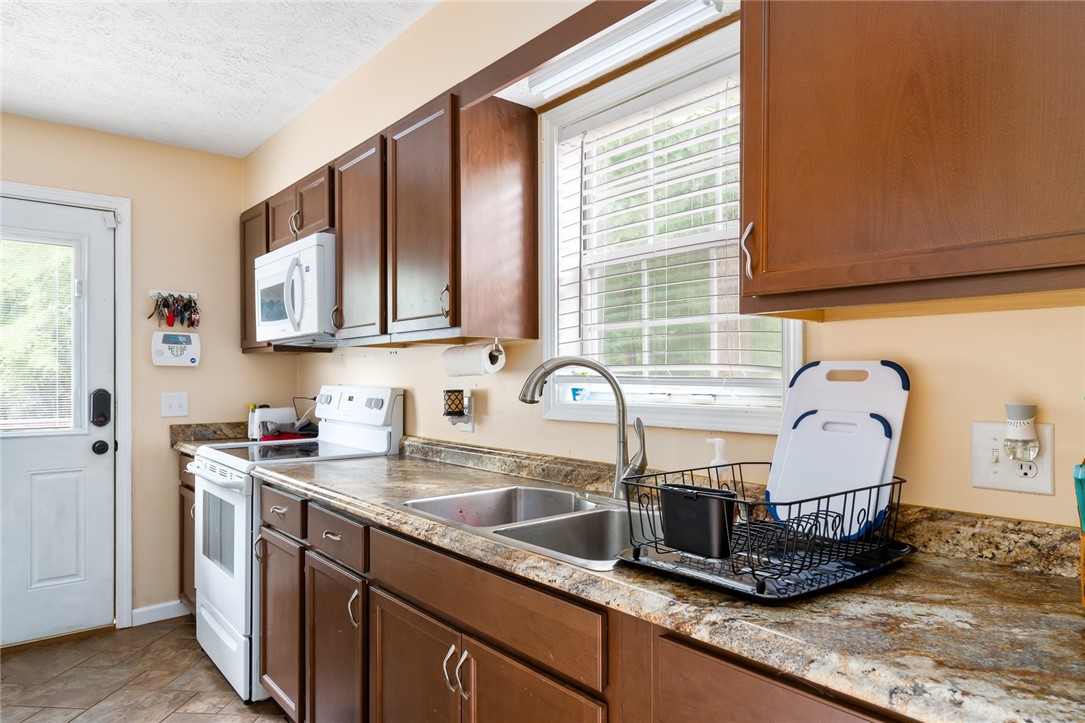 2030 Providence Church Road Anderson, SC 29626 - Photo 11 of 28 Gallery Image 11
