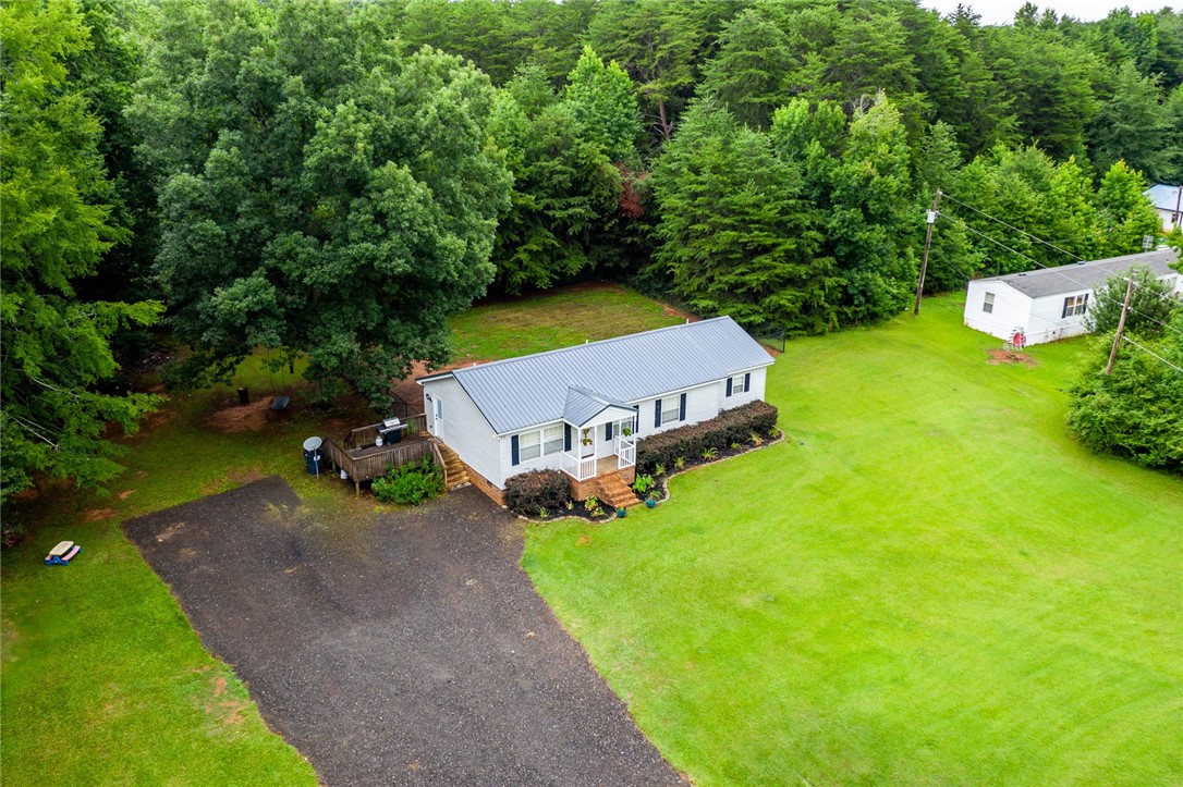 2030 Providence Church Road Anderson, SC 29626 - Photo 3 of 28 Gallery Image 3