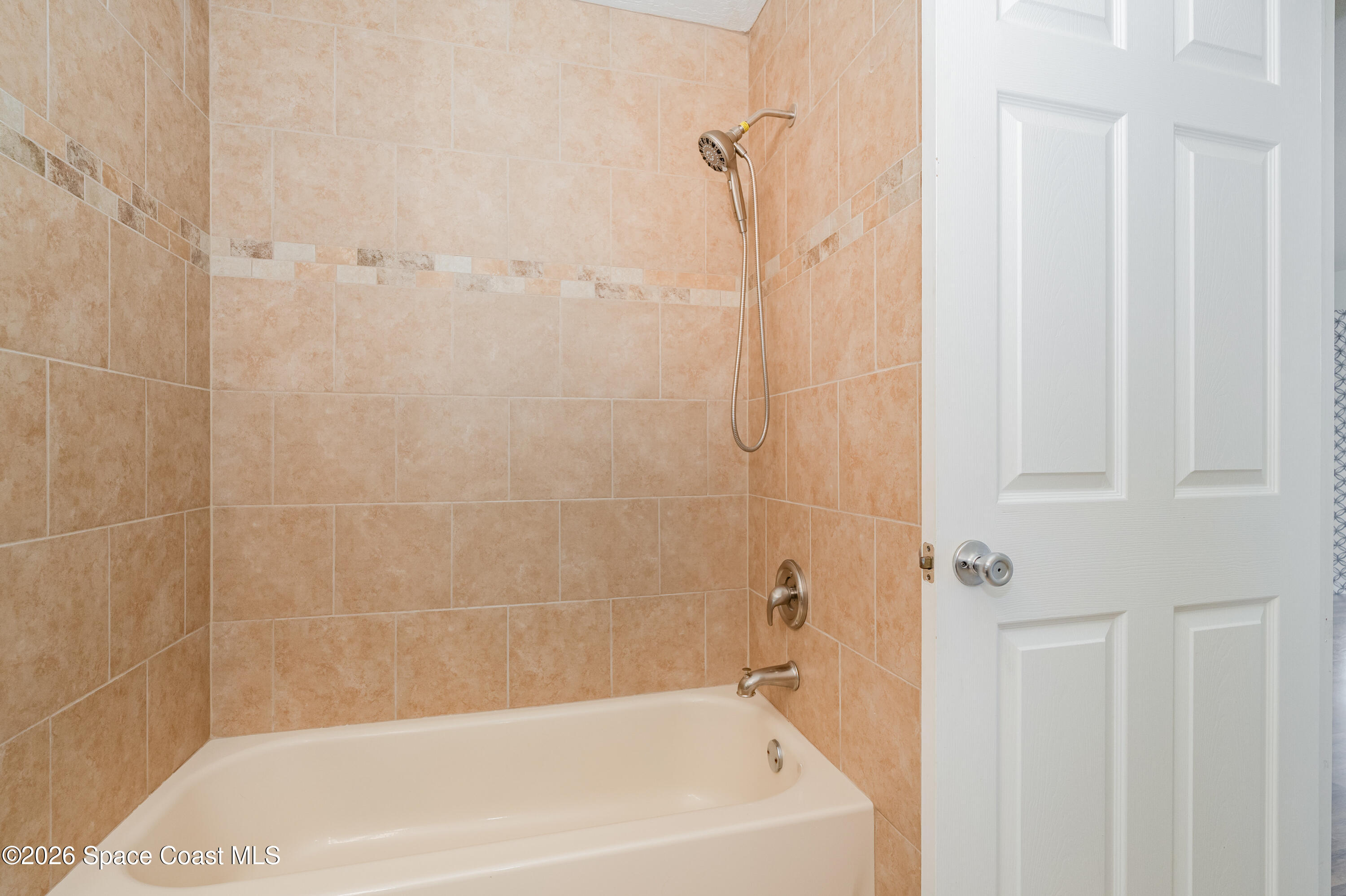 1933 Quail Ridge Court, Unit 1101 Cocoa, FL 32926 - Photo 25 of 33 022_dsc00202-edit_994