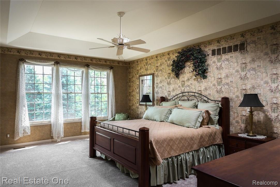 5965 Stonehaven Boulevard Rochester, MI 48306 - Photo 12 of 32 5965 Stonehaven, Rochester MI, Koteles, 04-28-17-1074-Edit.jpg