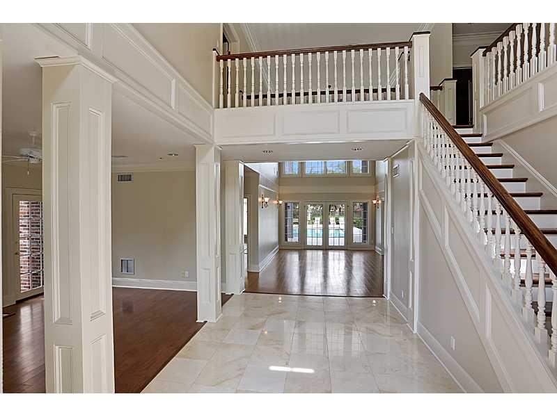 258 Garden Road River Ridge, LA 70123 - Photo 2 of 17