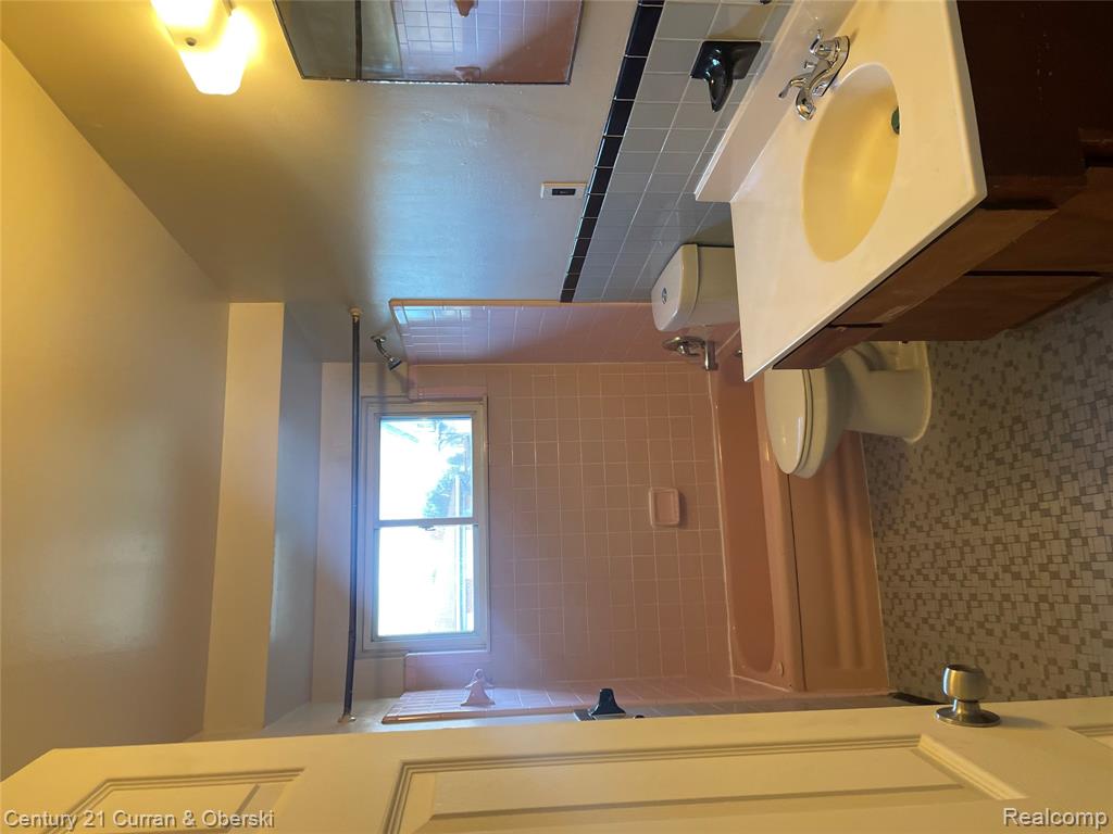 125 Arcola Street, Unit 1 Inkster, MI 48141 - Photo 16 of 16
