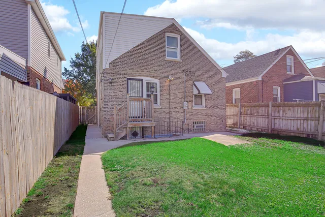 $244,900 | 10922 South Ave B, Chicago, IL 60617