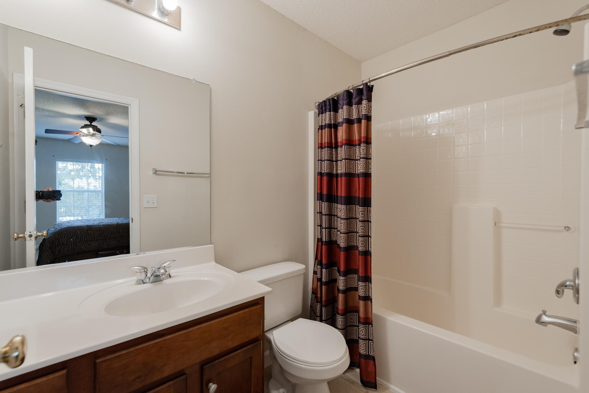 161 Thistle Road Goose Creek, SC 29445 - Photo 17 of 22 open concept studio-12