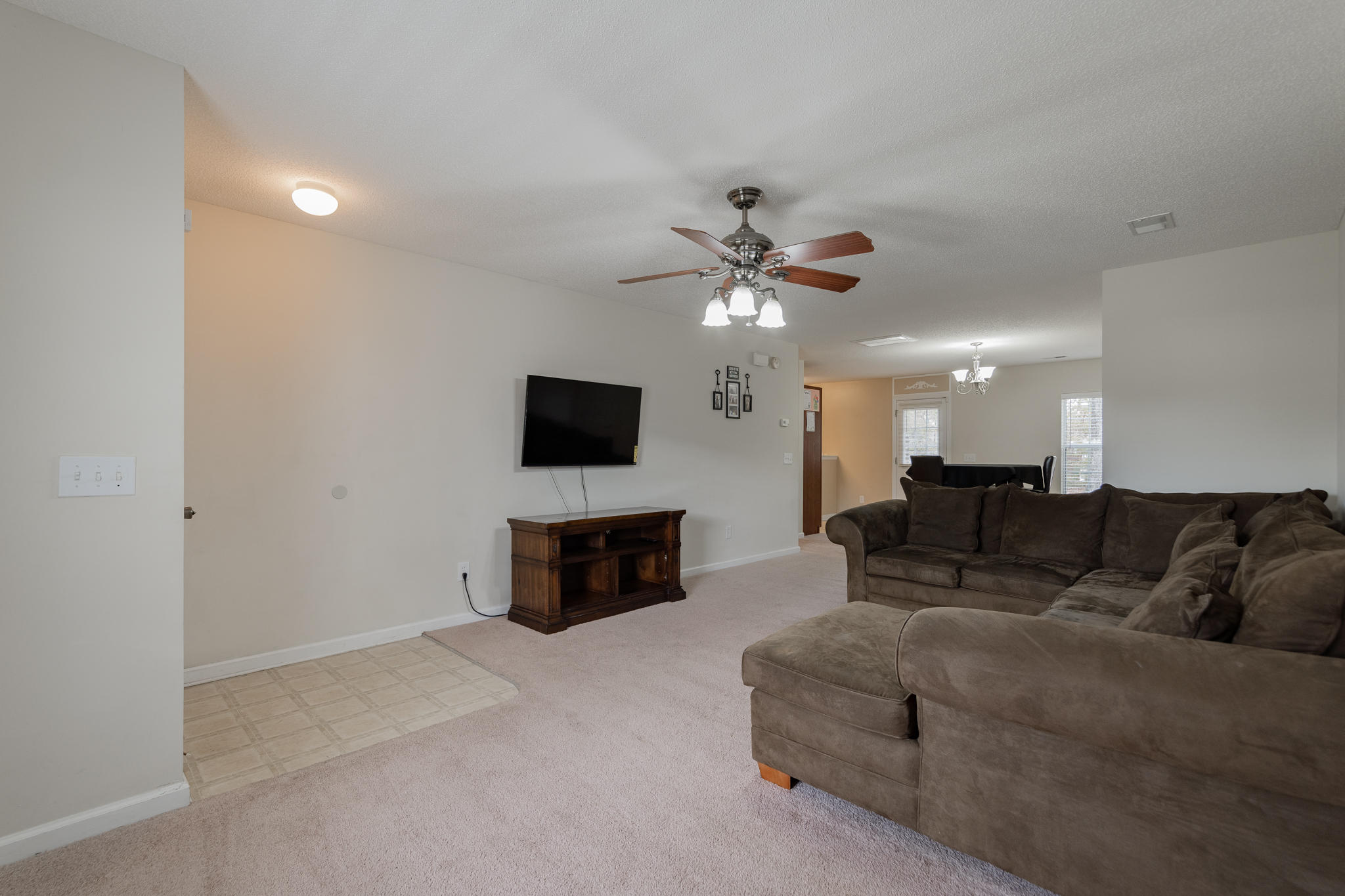 161 Thistle Road Goose Creek, SC 29445 - Photo 8 of 22 open concept studio-16