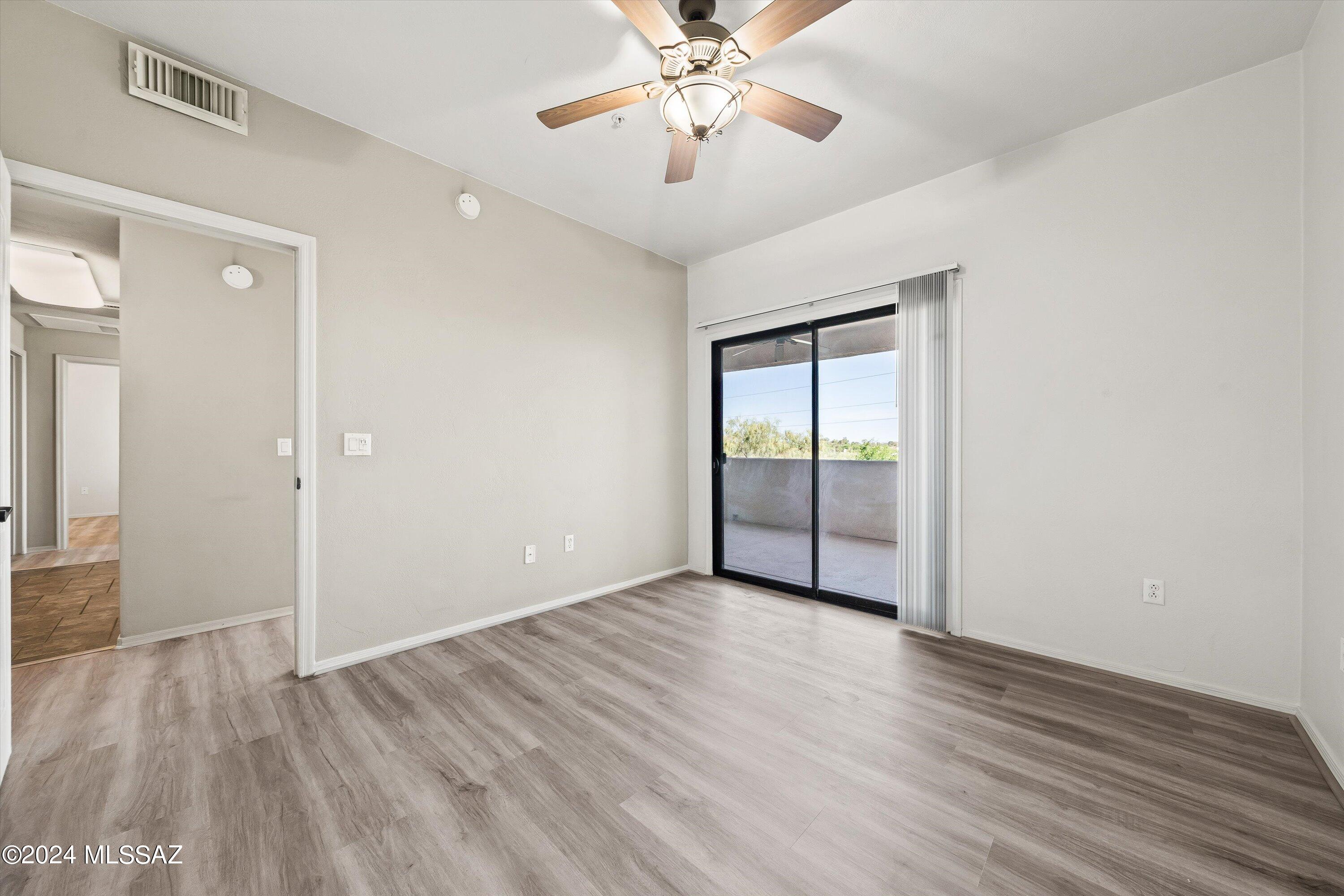 2550 East River Road, Unit 20302 Tucson, AZ 85718 - Photo 20 of 39