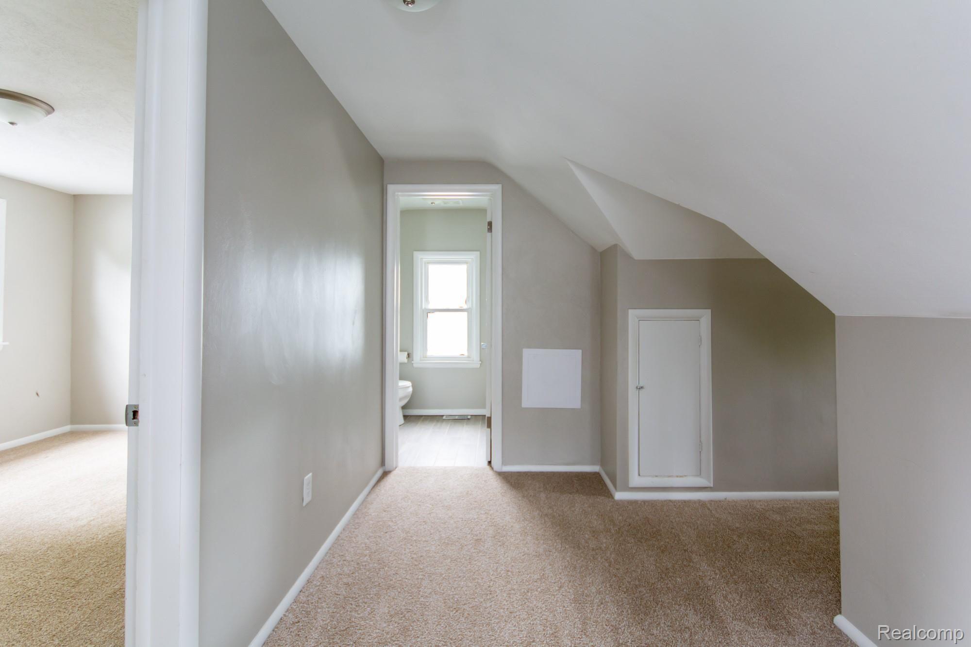 1310 Miller Road Kalamazoo, MI 49001 - Photo 19 of 32 DSC_8492.jpg