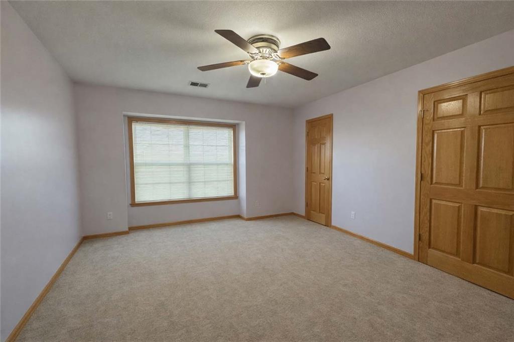 4616 North Koger Road Sibley, MO 64088 - Photo 2 of 20