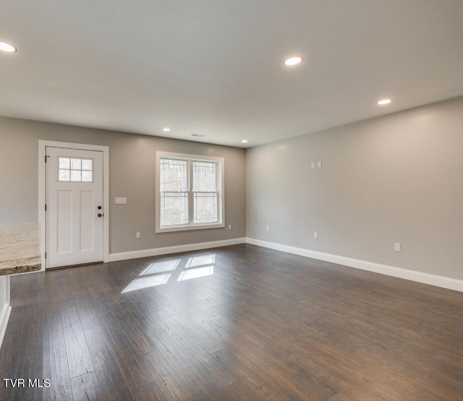 173 Hall Road Jonesborough, TN 37659 - Photo 6 of 30 hall road