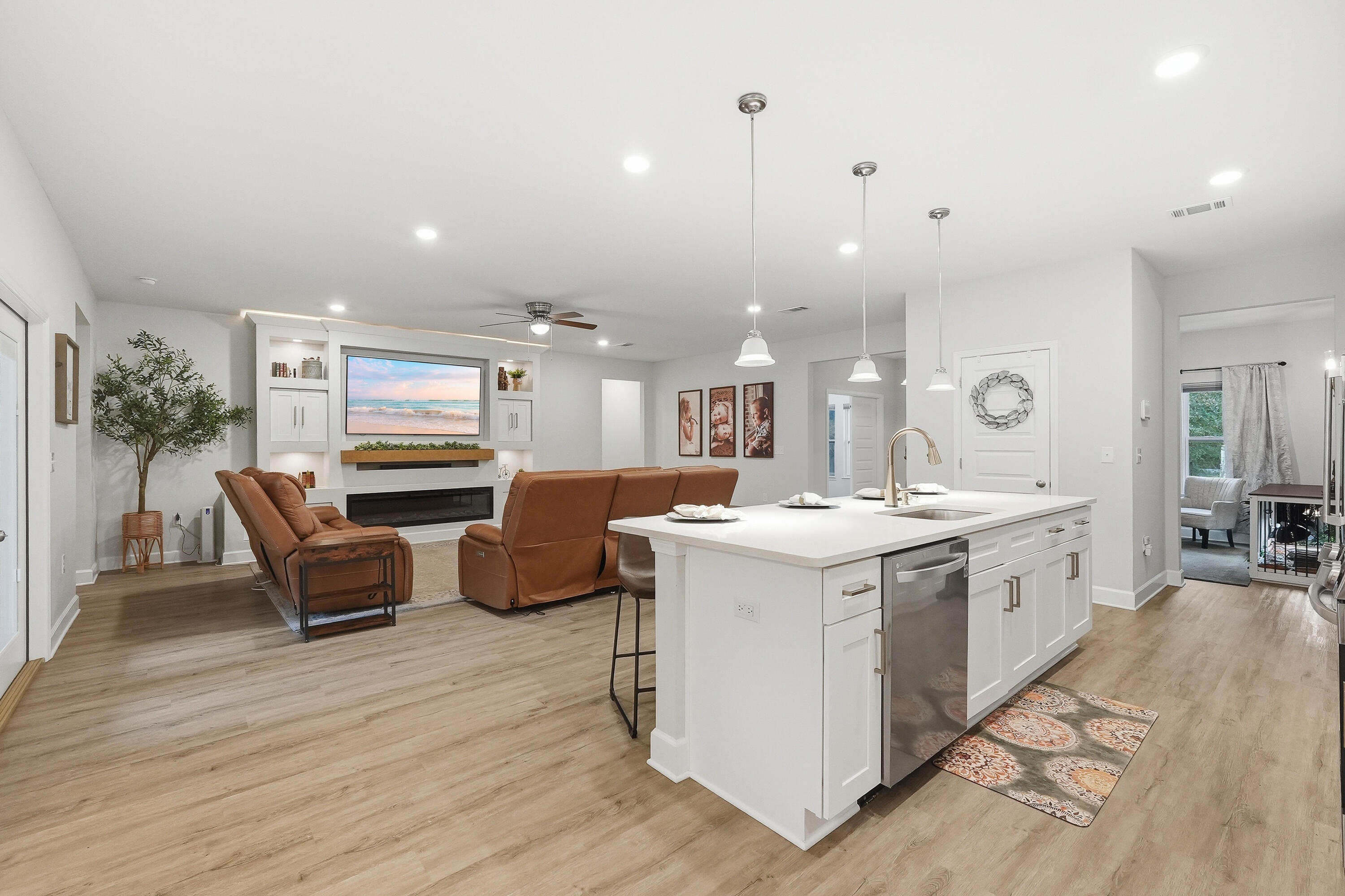 5833 La Porte Road Crestview, FL 32539 - Photo 19 of 44 a large white kitchen with a large window