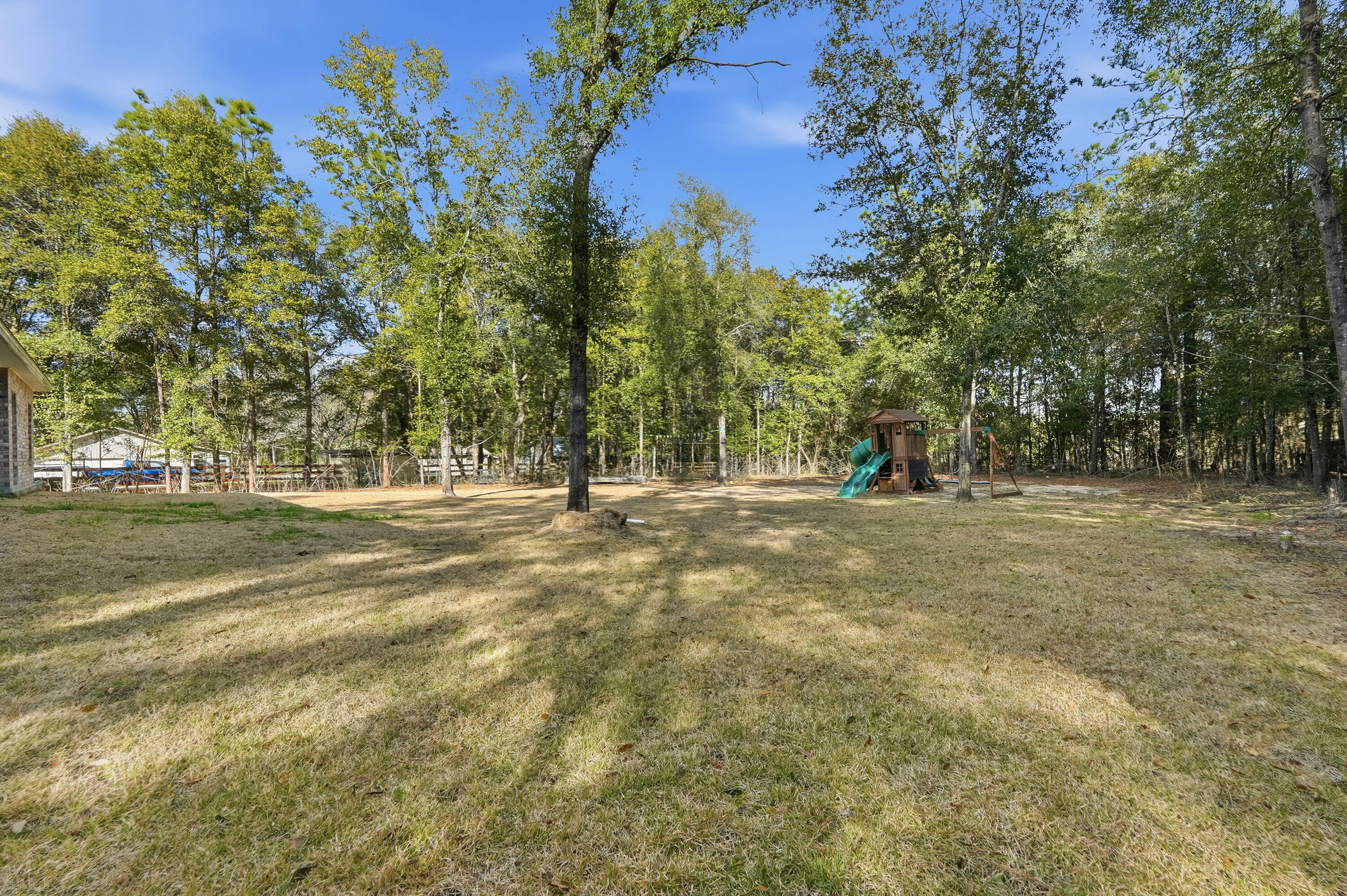 5833 La Porte Road Crestview, FL 32539 - Photo 43 of 44 a view of outdoor space with trees