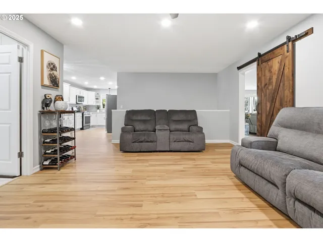 $985,000 | 3251 Lavina Drive, Forest Grove, OR 97116