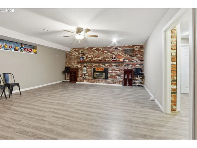 $985,000 | 3251 Lavina Drive, Forest Grove, OR 97116