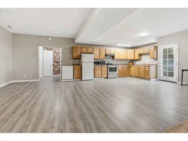 $985,000 | 3251 Lavina Drive, Forest Grove, OR 97116