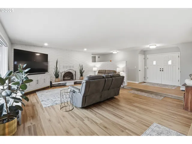 $985,000 | 3251 Lavina Drive, Forest Grove, OR 97116