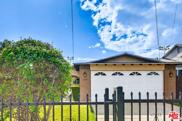 $945,000 | 10829 Firmona Avenue, Inglewood, CA 90304