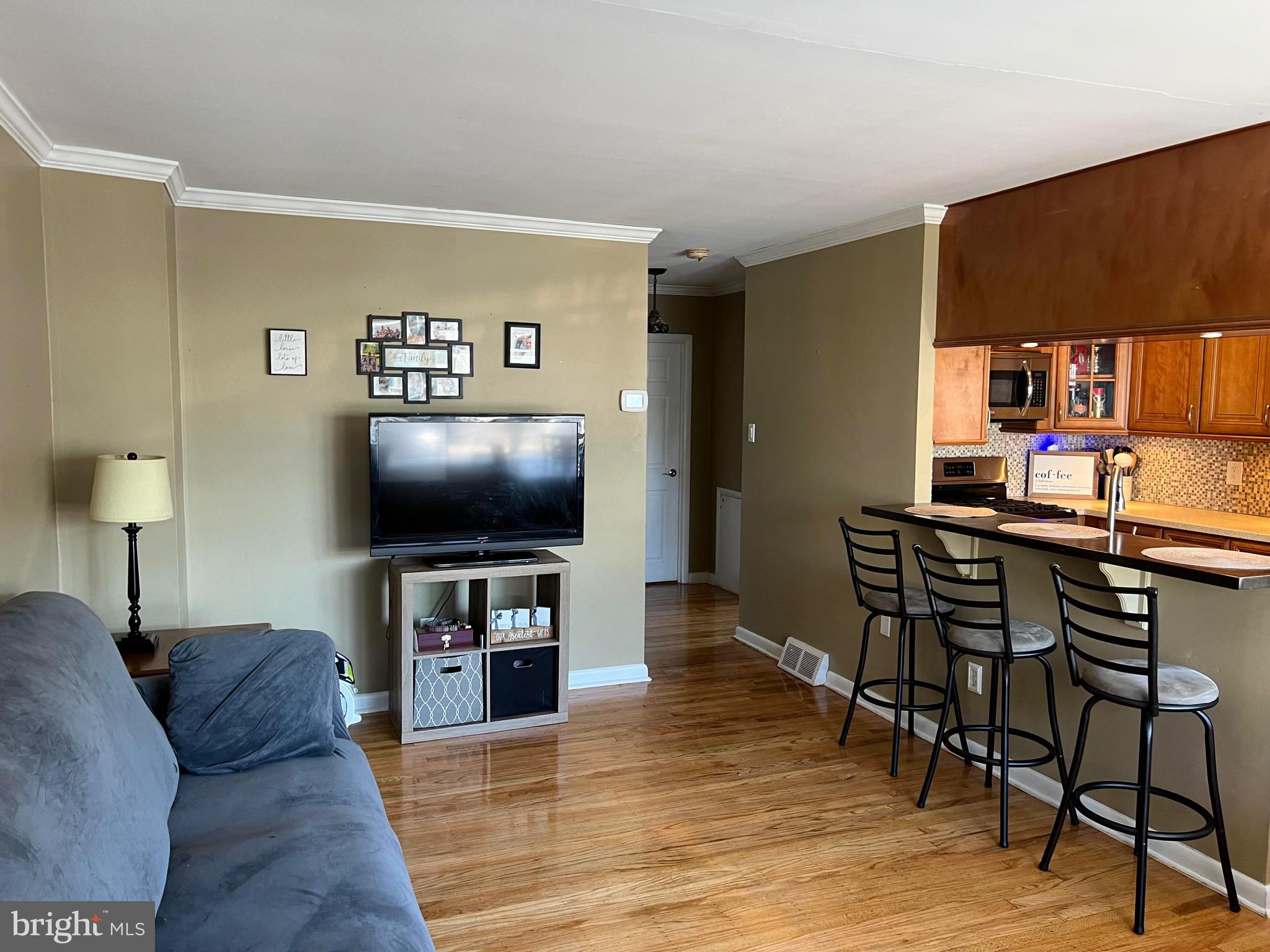 3272 Tara Road Philadelphia, PA 19154 - Photo 6 of 41