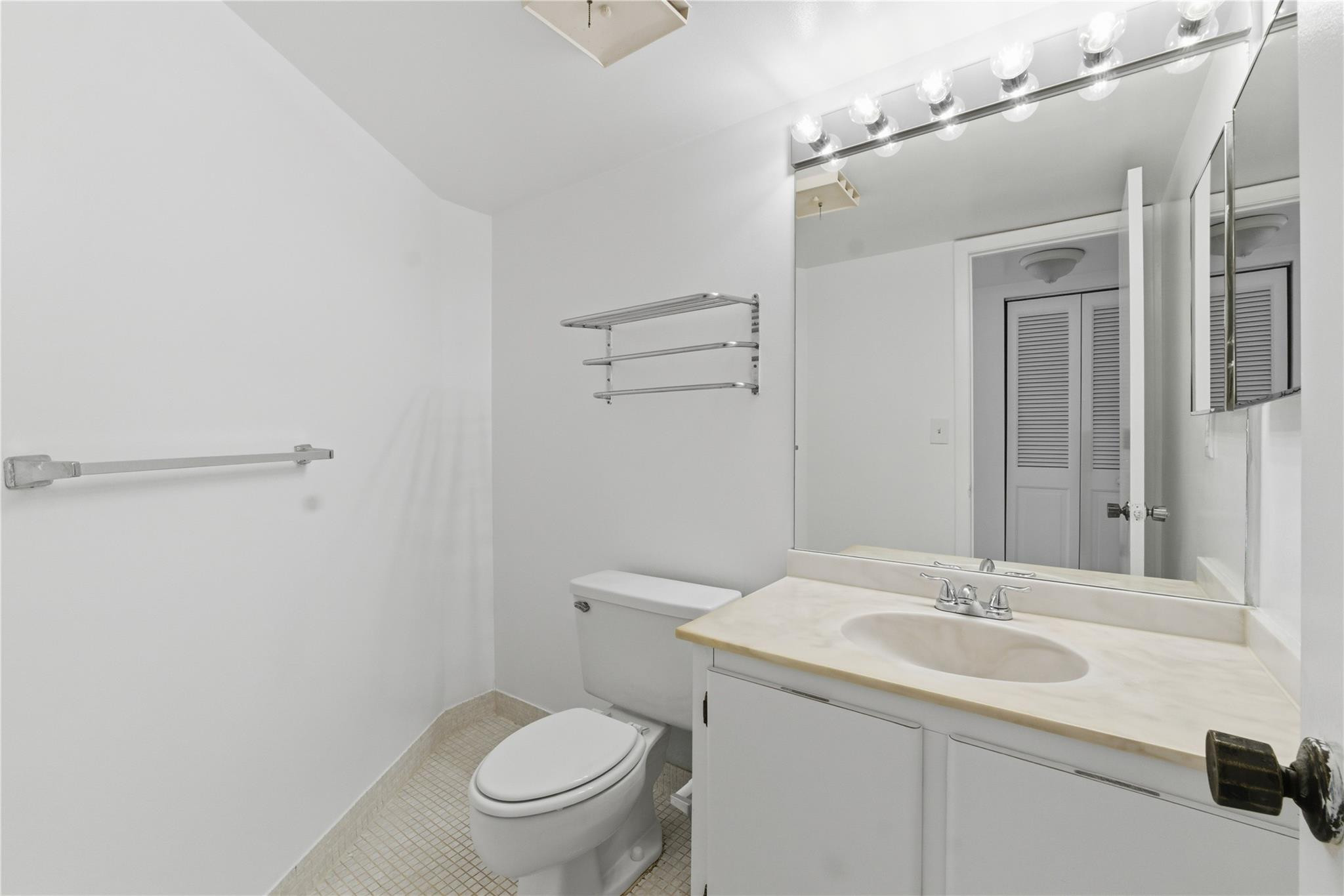 7650 West McNab Road, Unit 114 Tamarac, FL 33321 - Photo 3 of 13 Photo 3