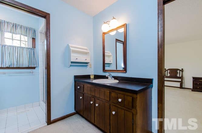 6732 Ridgecroft Lane Raleigh, NC 27615 - Photo 17 of 25 Gallery Image 17
