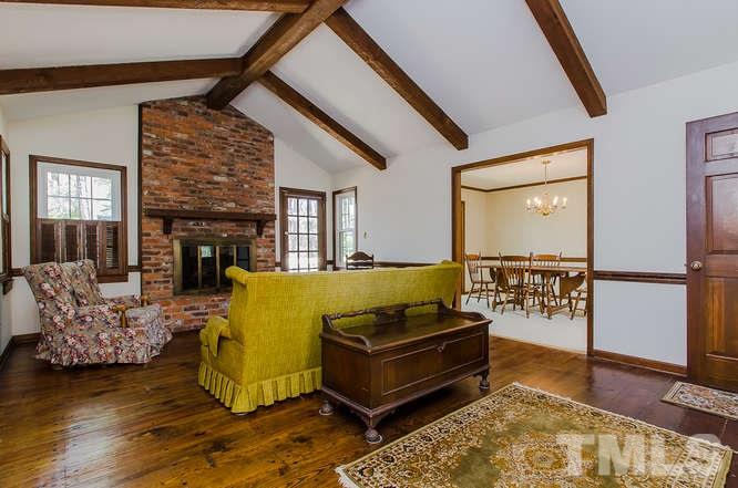 6732 Ridgecroft Lane Raleigh, NC 27615 - Photo 7 of 25 Gallery Image 7