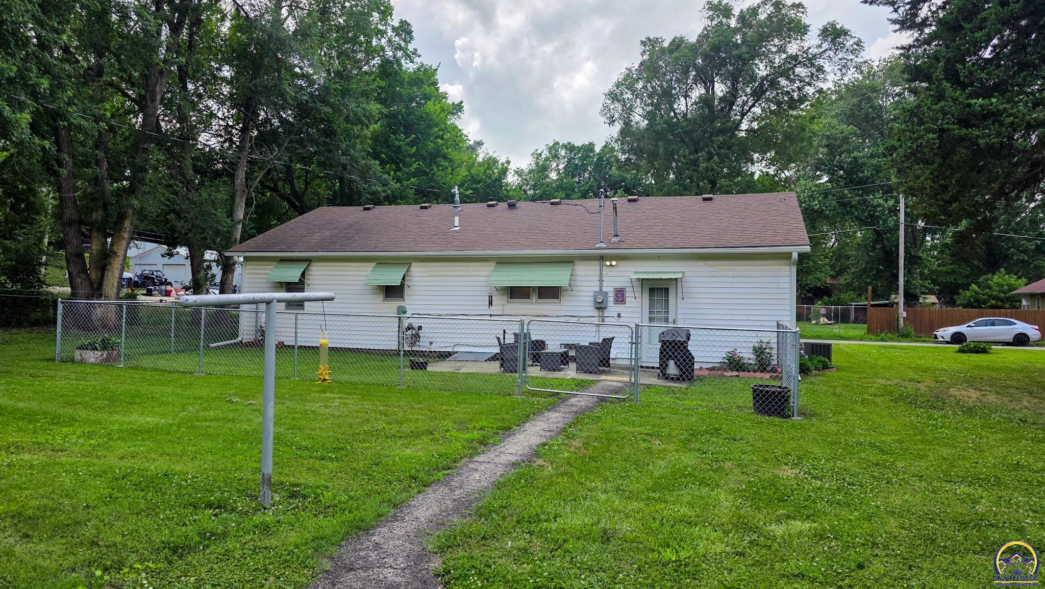 406 Cherry Street Madison, KS 66860 - Photo 36 of 42